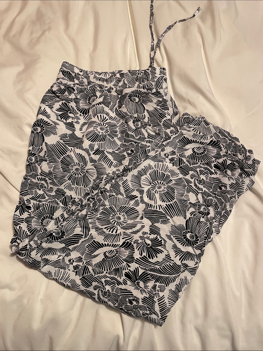 Old Navy Black and White Printed Dress